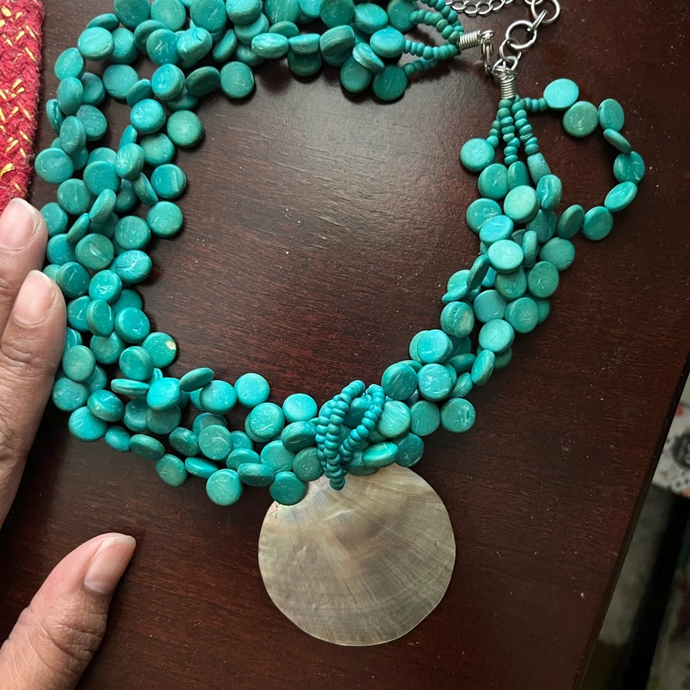 Turquoise Beaded Necklace with Shell Pendant